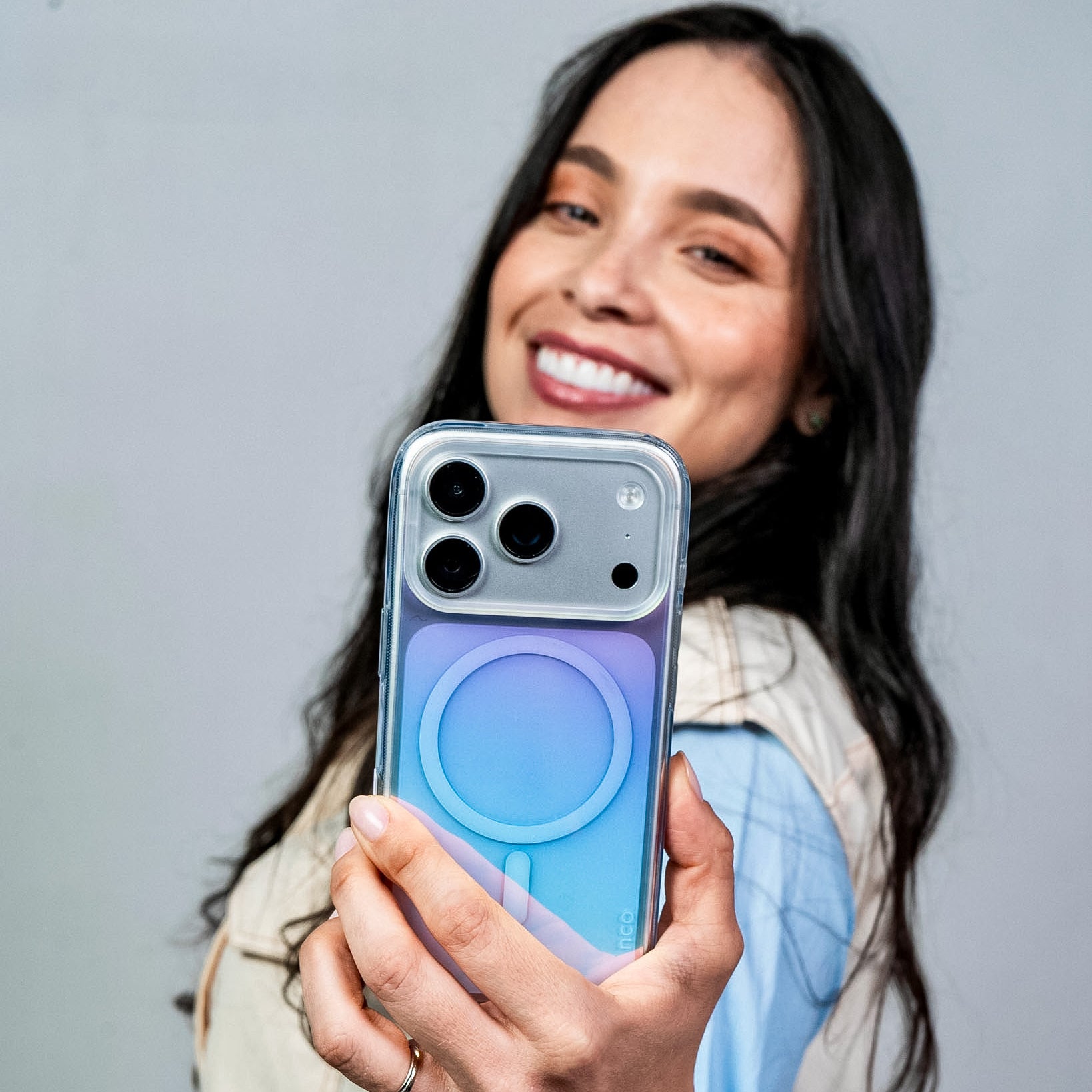 SafeCase Rainbow para iPhone 17 Series Compatible con MagSafe